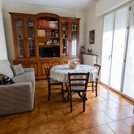Casa Stema Apartment Meda Luaran gambar